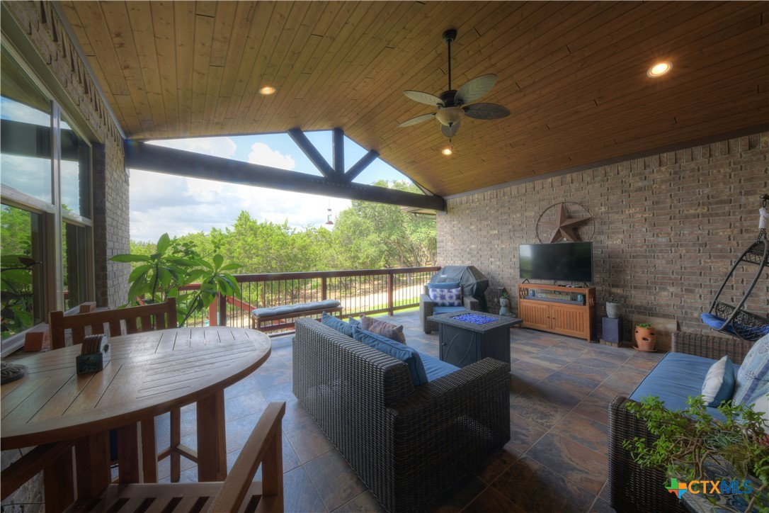 2126 Ranch Loop Drive