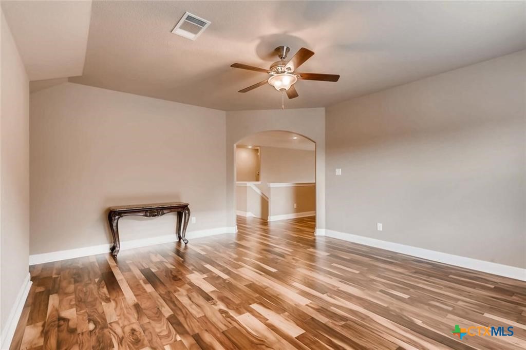 109 Hot Spring Valley