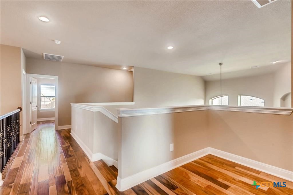 109 Hot Spring Valley