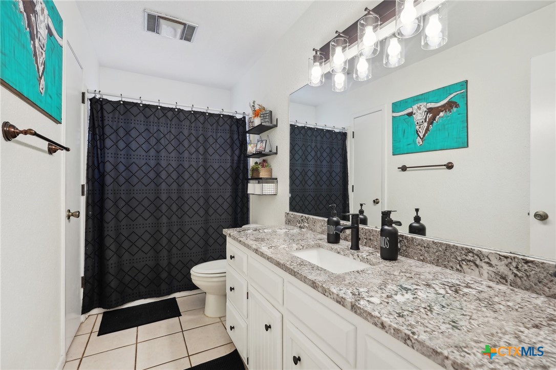 2339 Normandy Grace