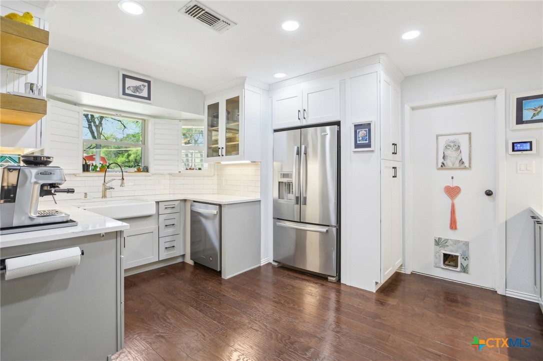 205 Reimer Avenue