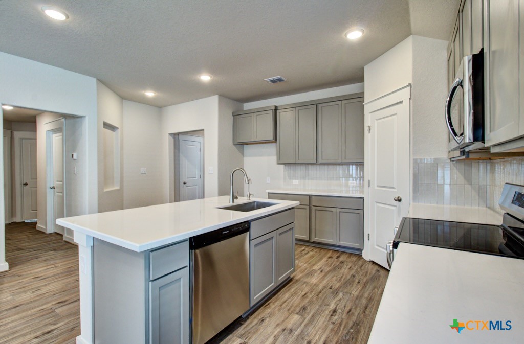 976 Gray Cloud Drive