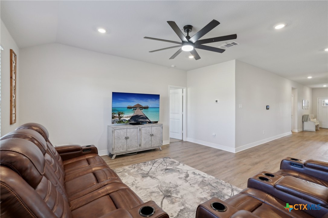 1428 Redwood Creek