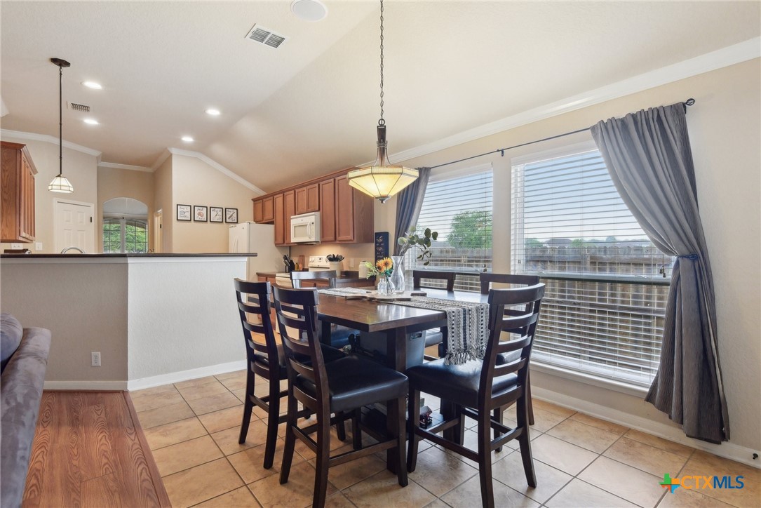 2585 White Wing Way