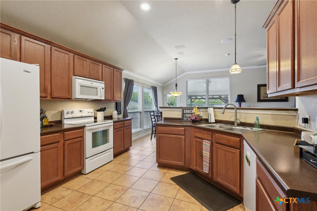 2585 White Wing Way
