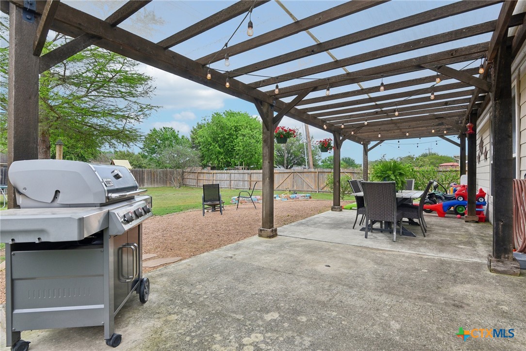 2585 White Wing Way