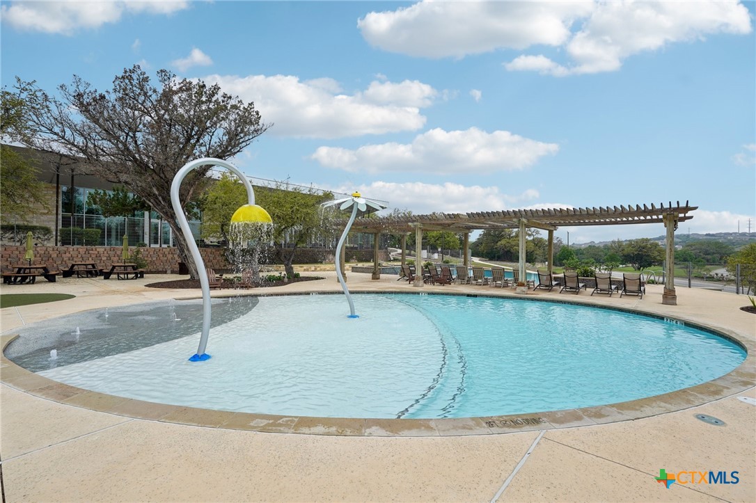 5672 Jasmine Spur