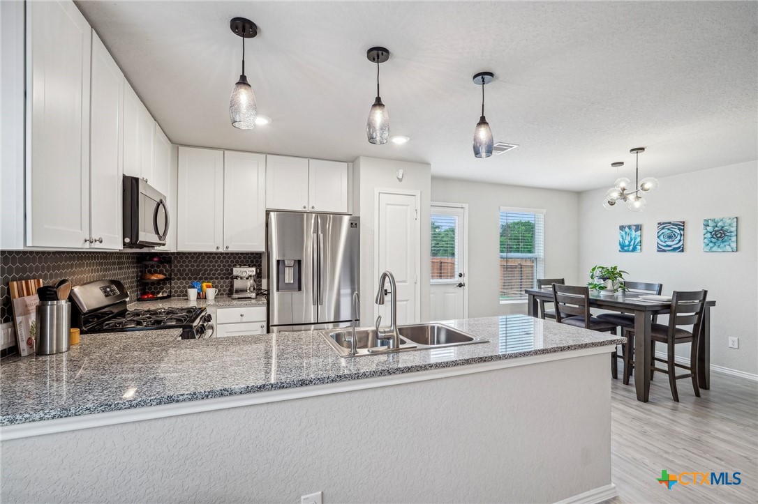 5672 Jasmine Spur