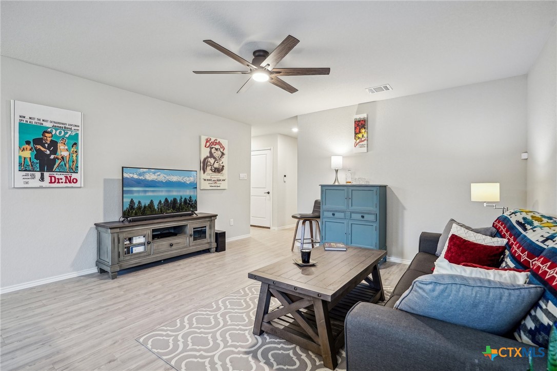 5672 Jasmine Spur