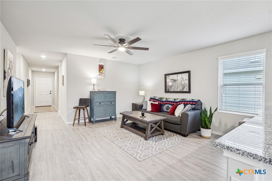 5672 Jasmine Spur