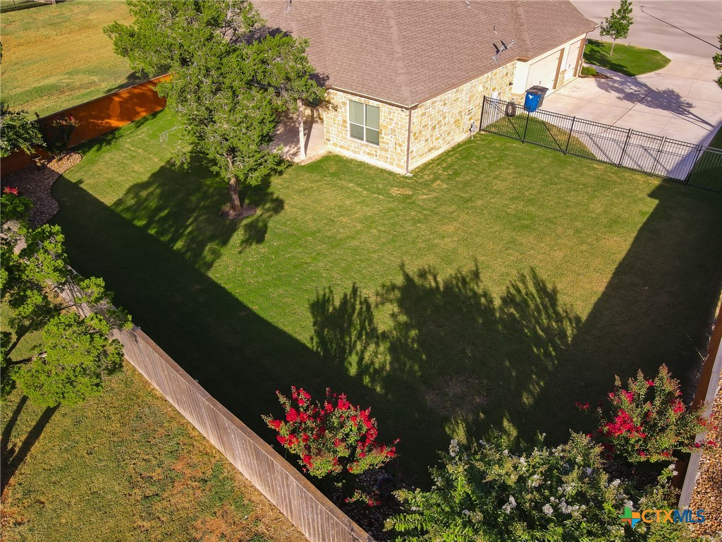 381 Hessen Way