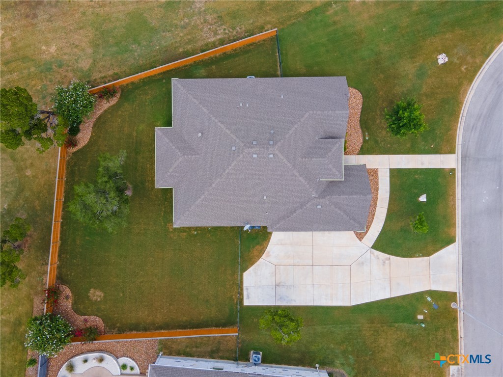 381 Hessen Way