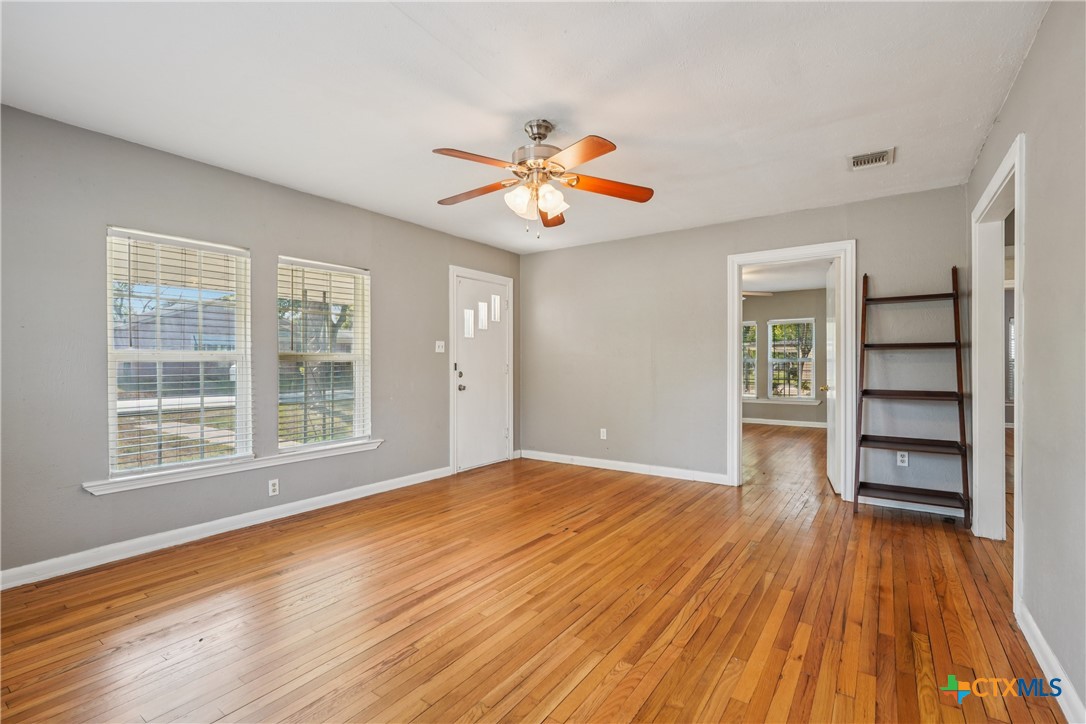 402 Burges
