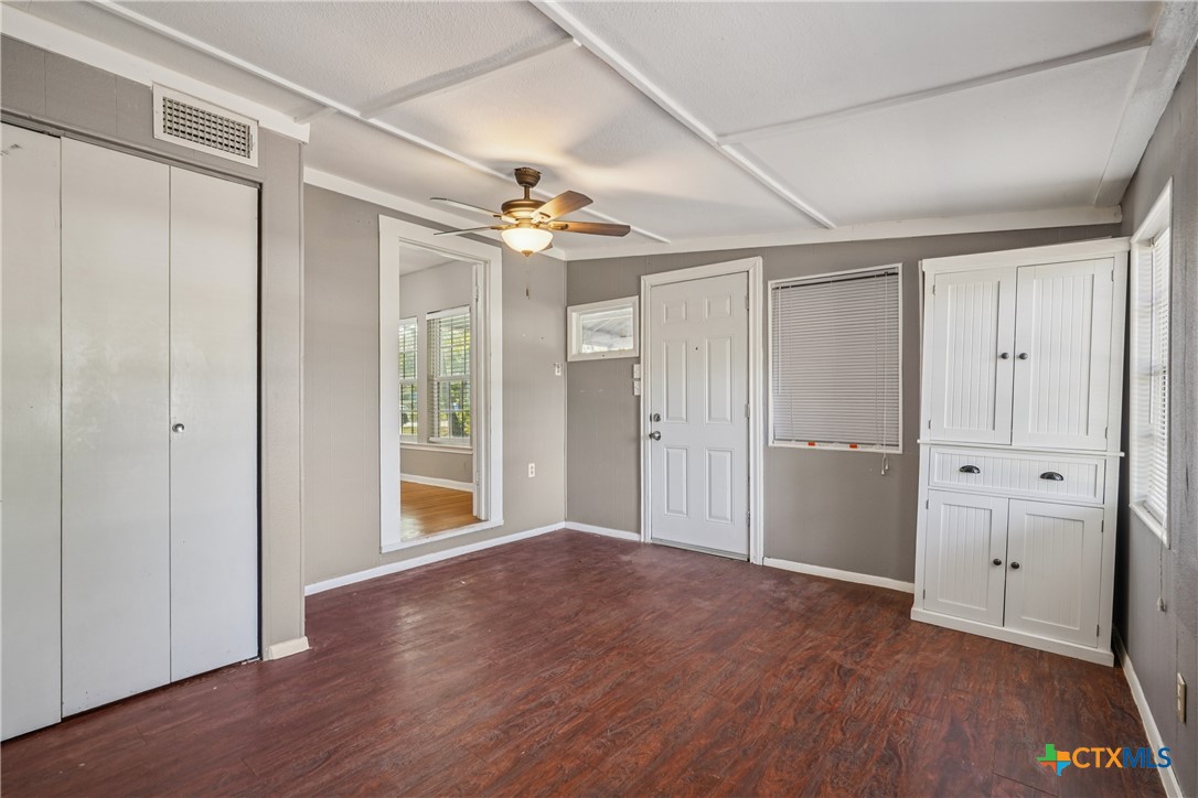 402 Burges