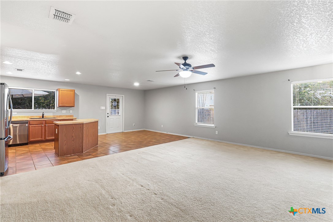 3238 Northwest