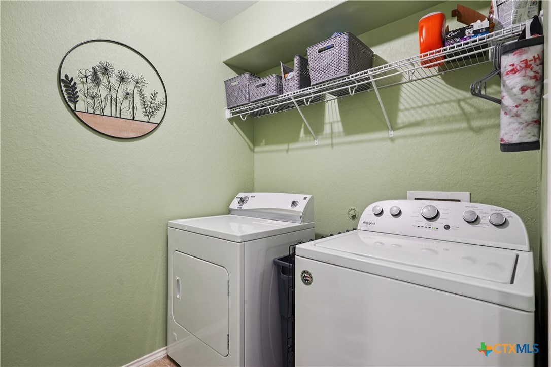 2854 Oakdell Trail
