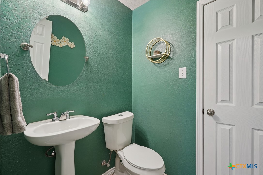 2854 Oakdell Trail