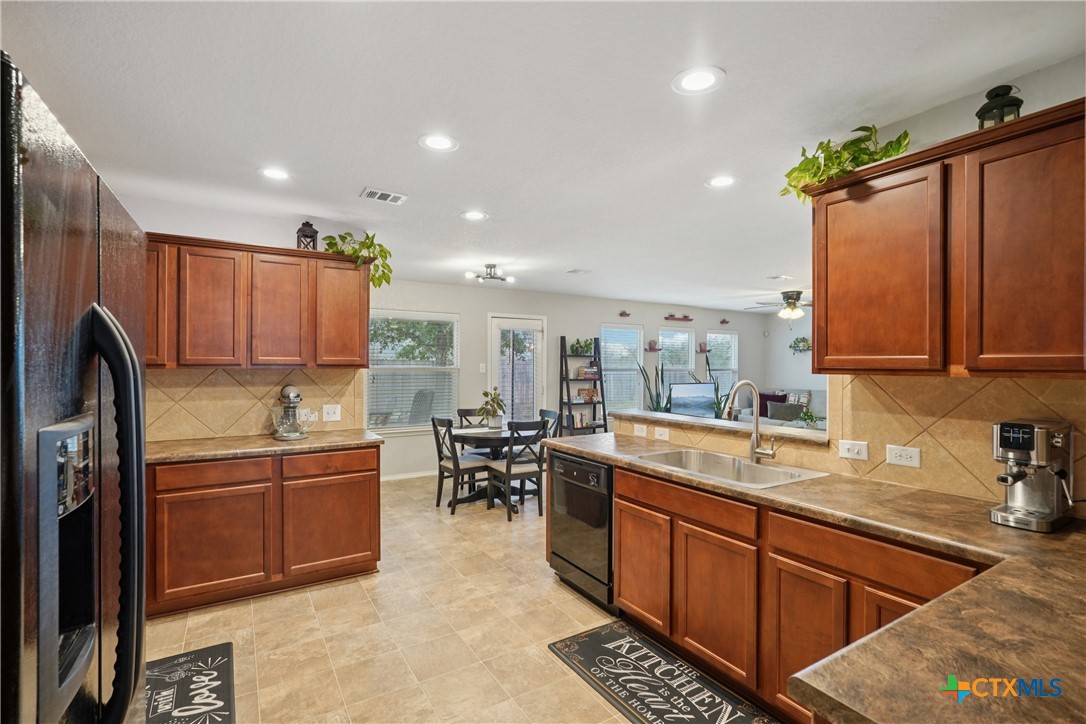 2854 Oakdell Trail