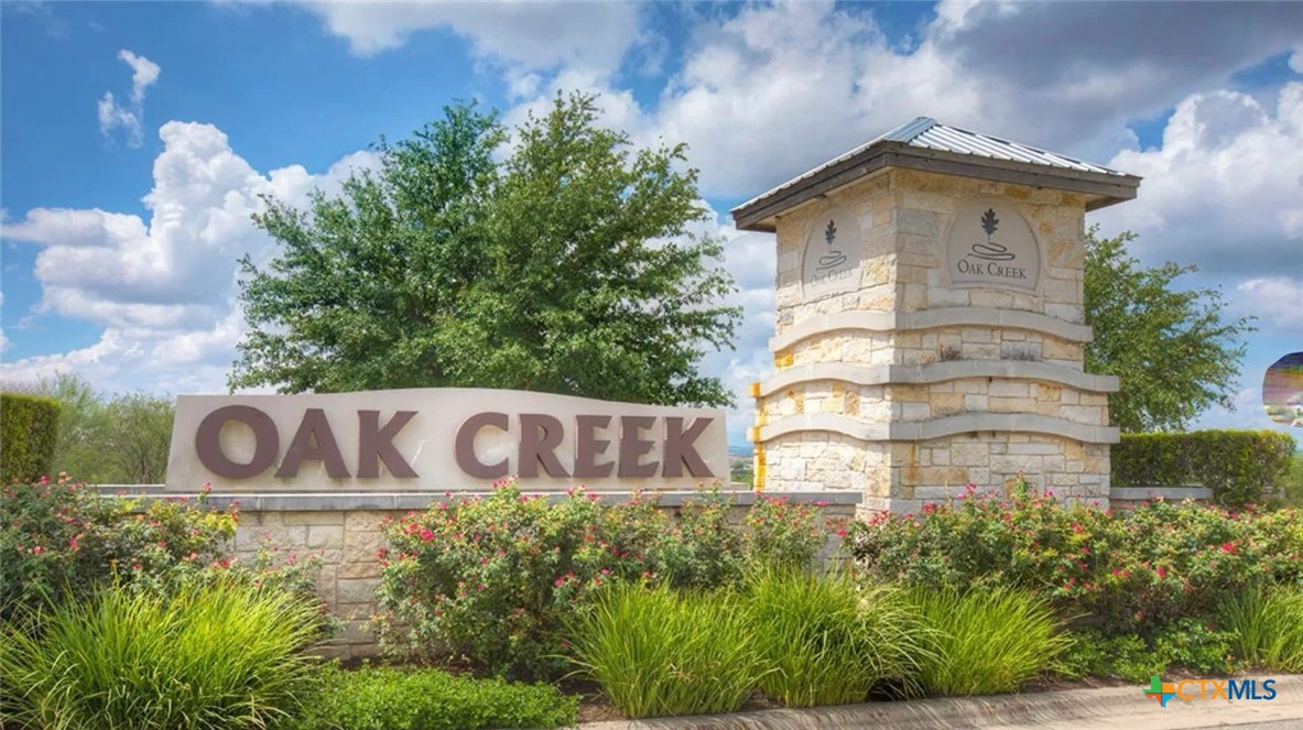 2854 Oakdell Trail