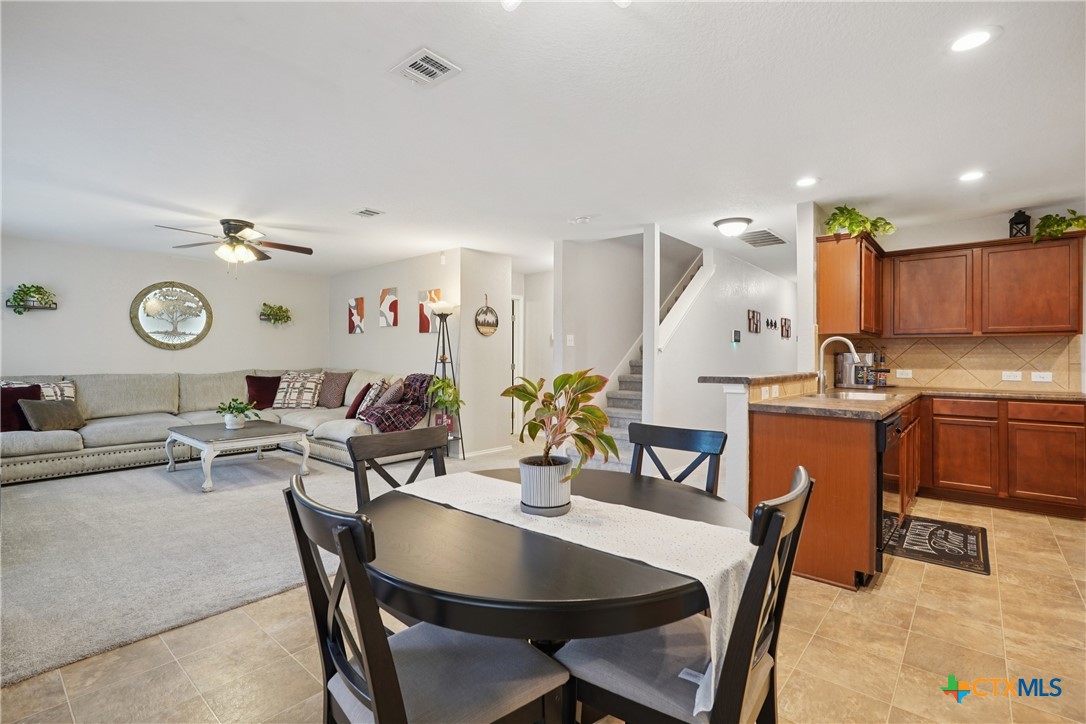 2854 Oakdell Trail