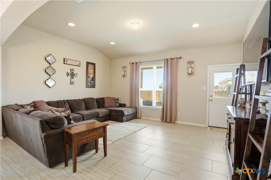 3654 Twin Dish Way