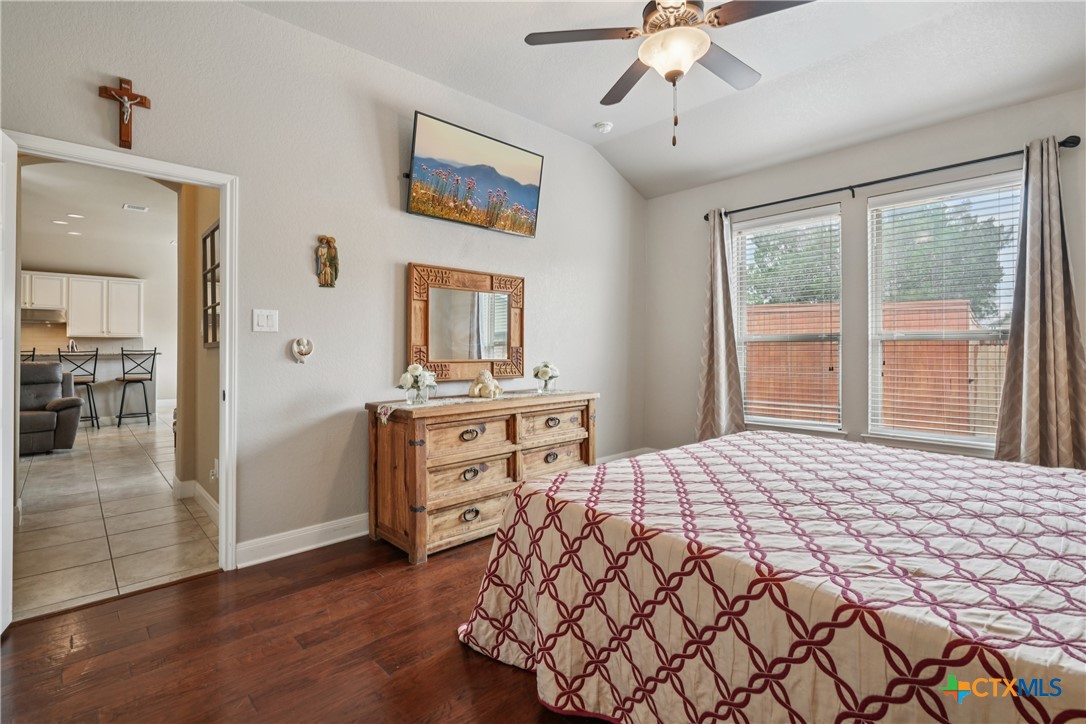 495 Pecan Forest