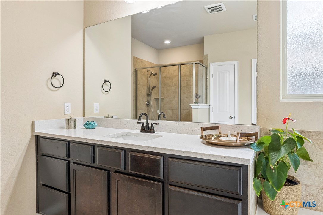 5867 Hopper Court