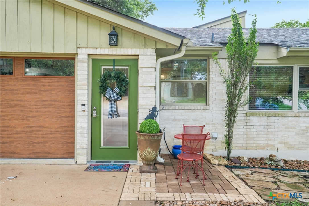 714 Oakwood Boulevard