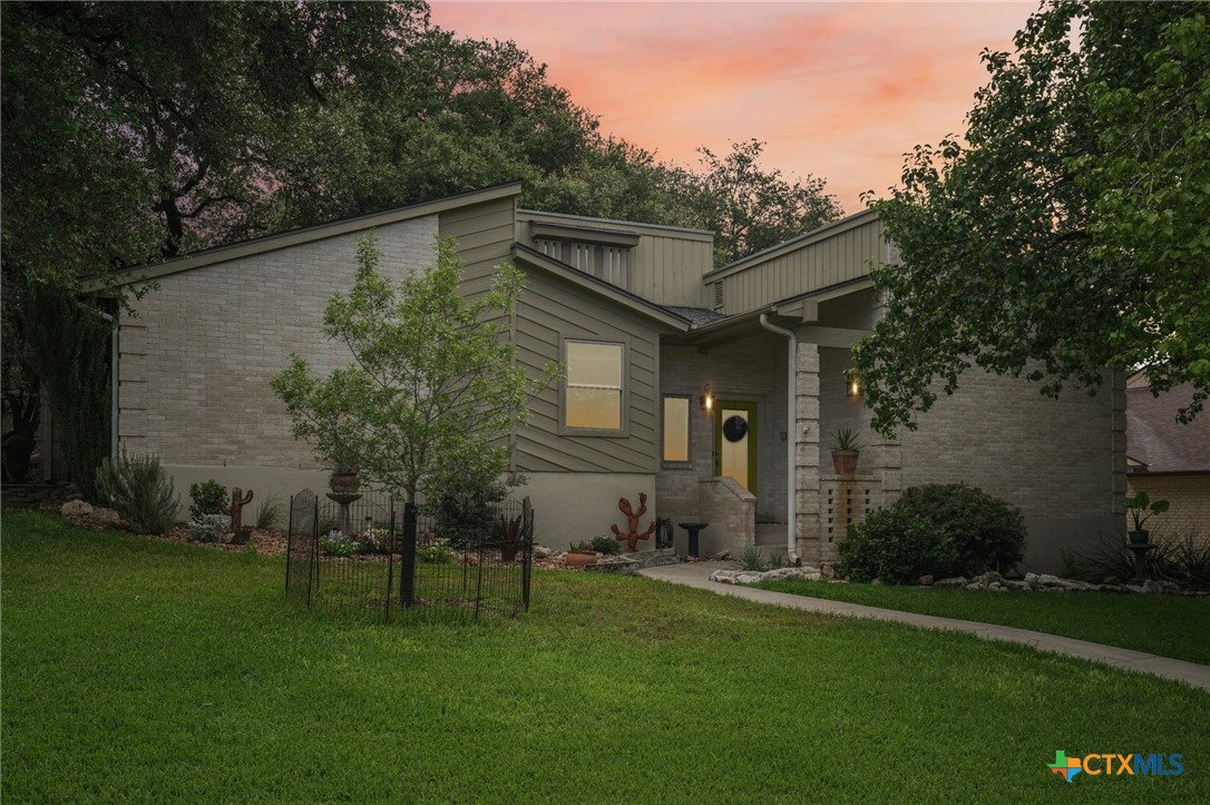 714 Oakwood Boulevard