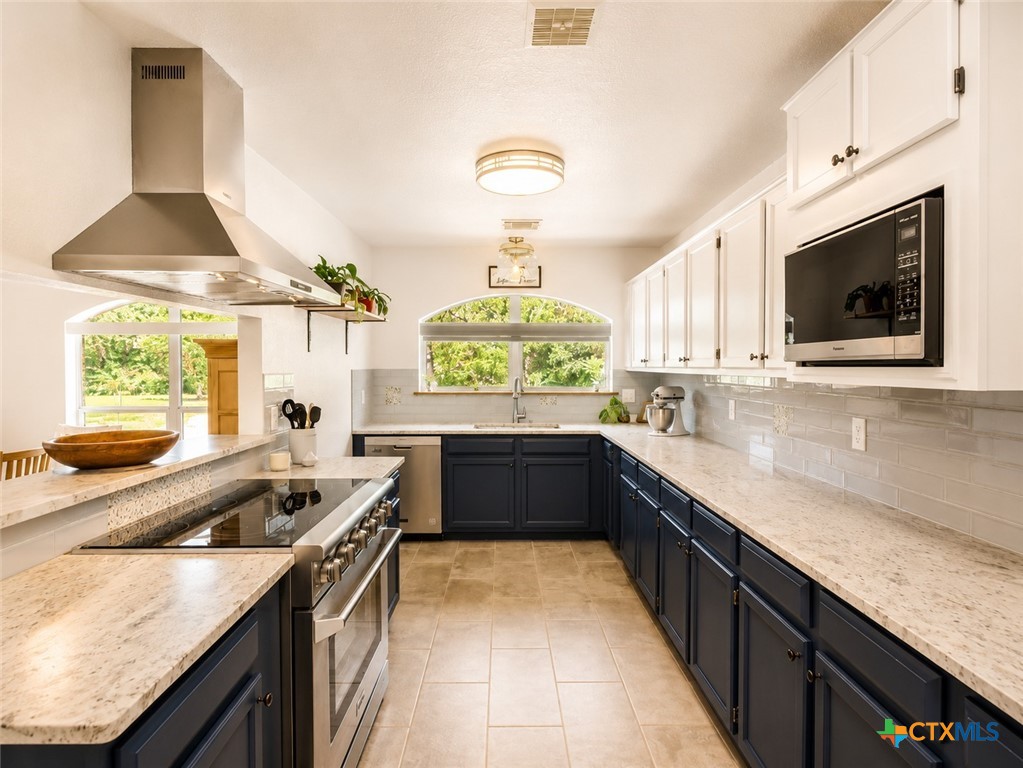 123 Elk Ridge