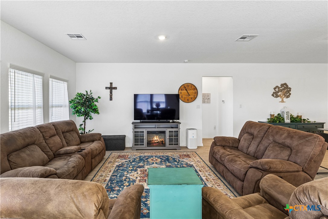 5801 Musquiz Ridge