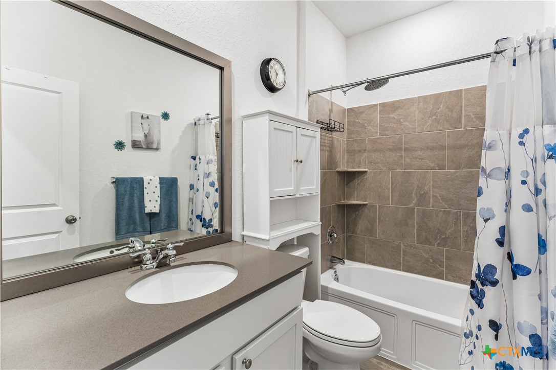 5801 Musquiz Ridge