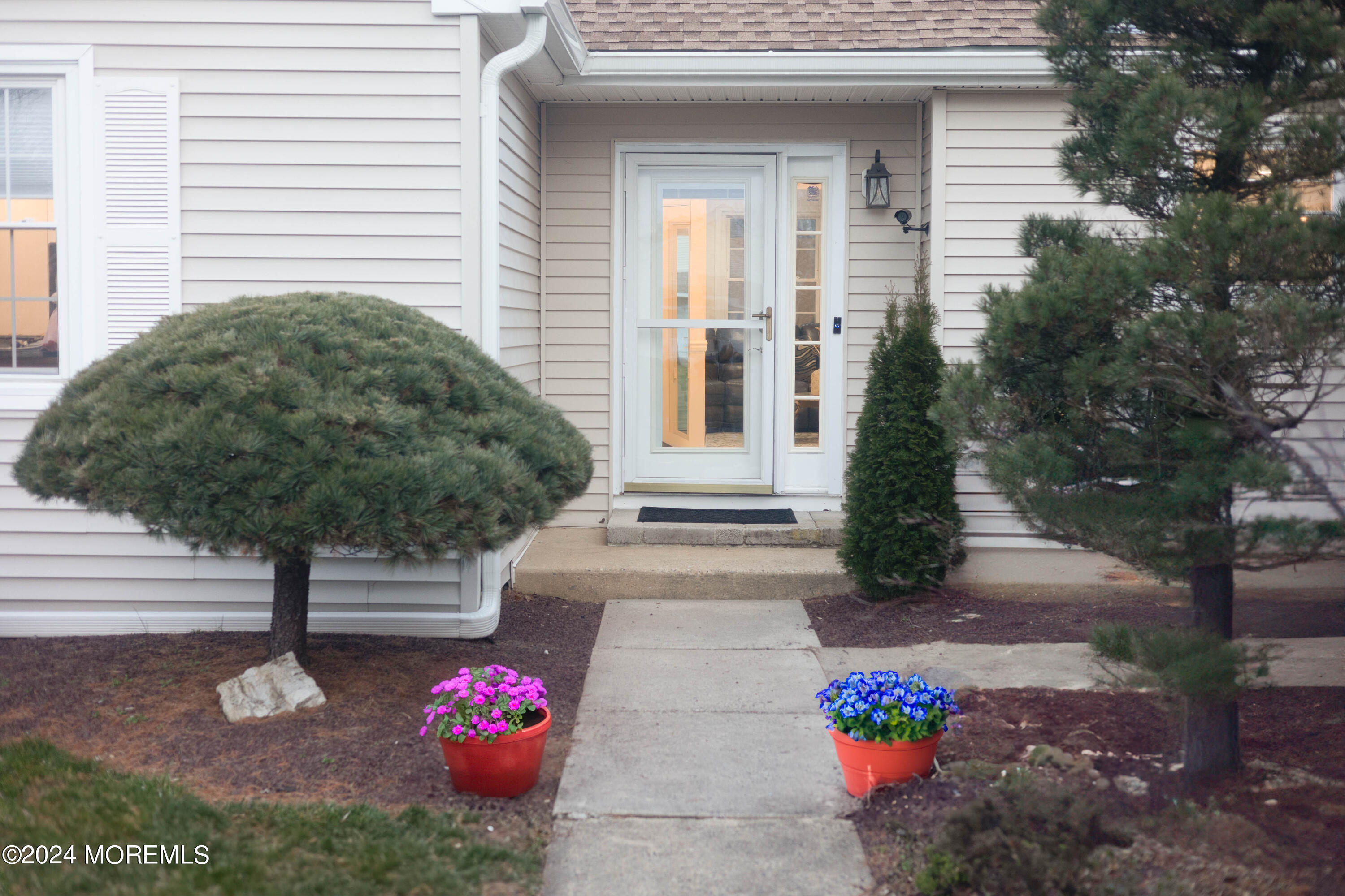 98B Evesham Road, 1000