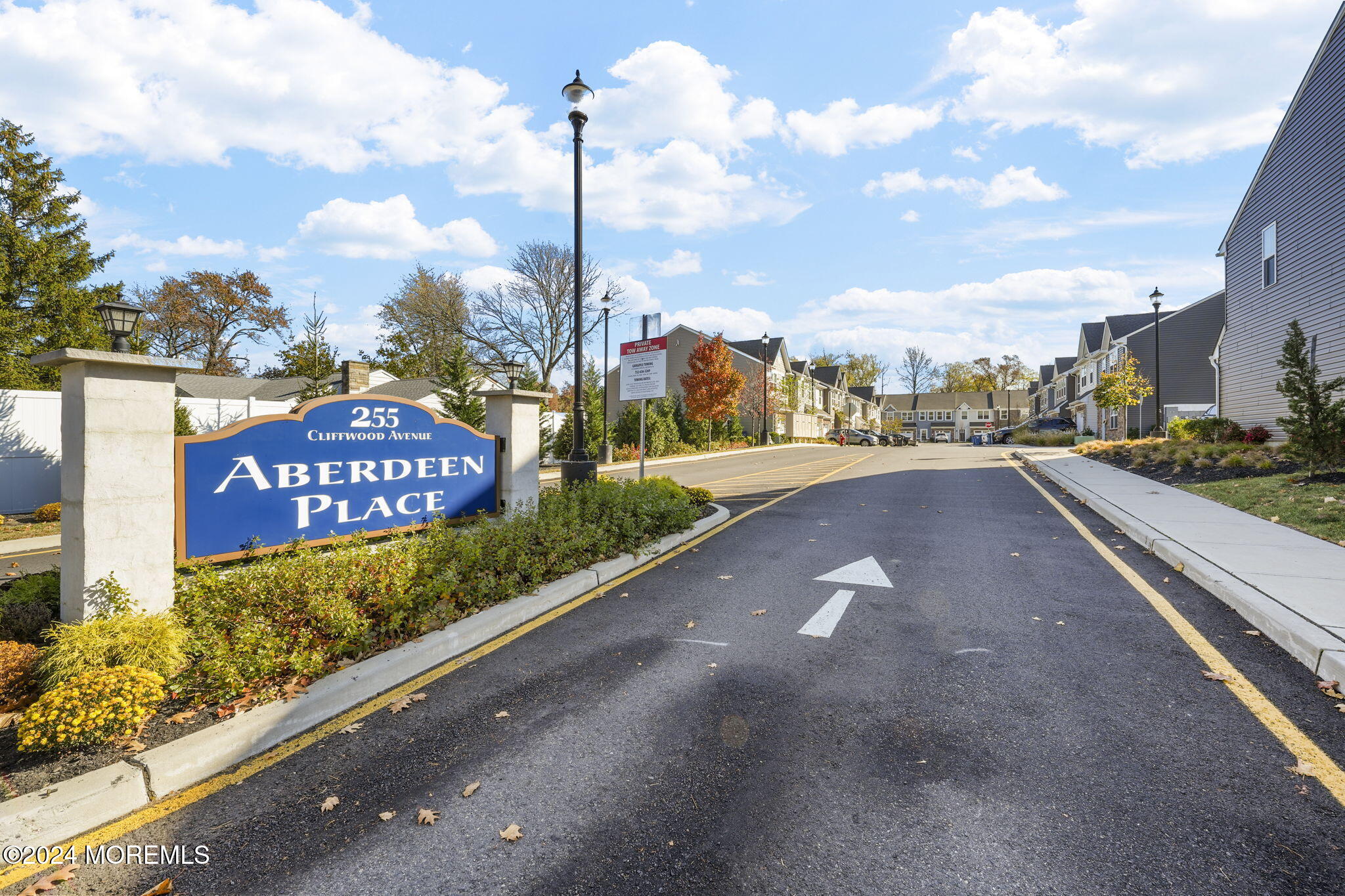 9 Athens Way
