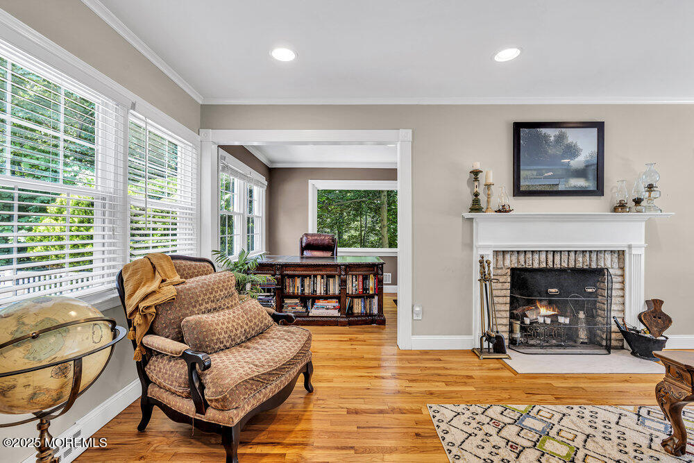 166 S Lake Drive