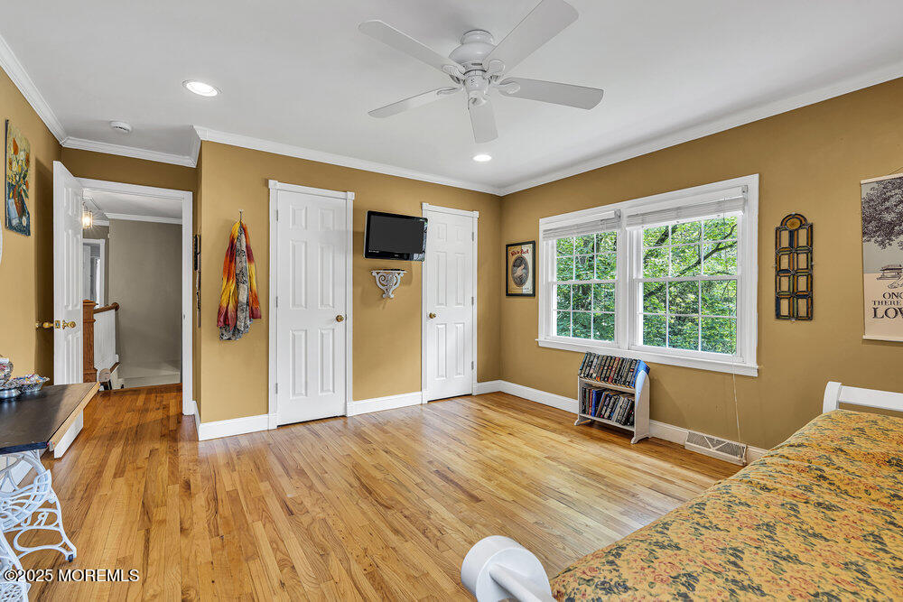 166 S Lake Drive