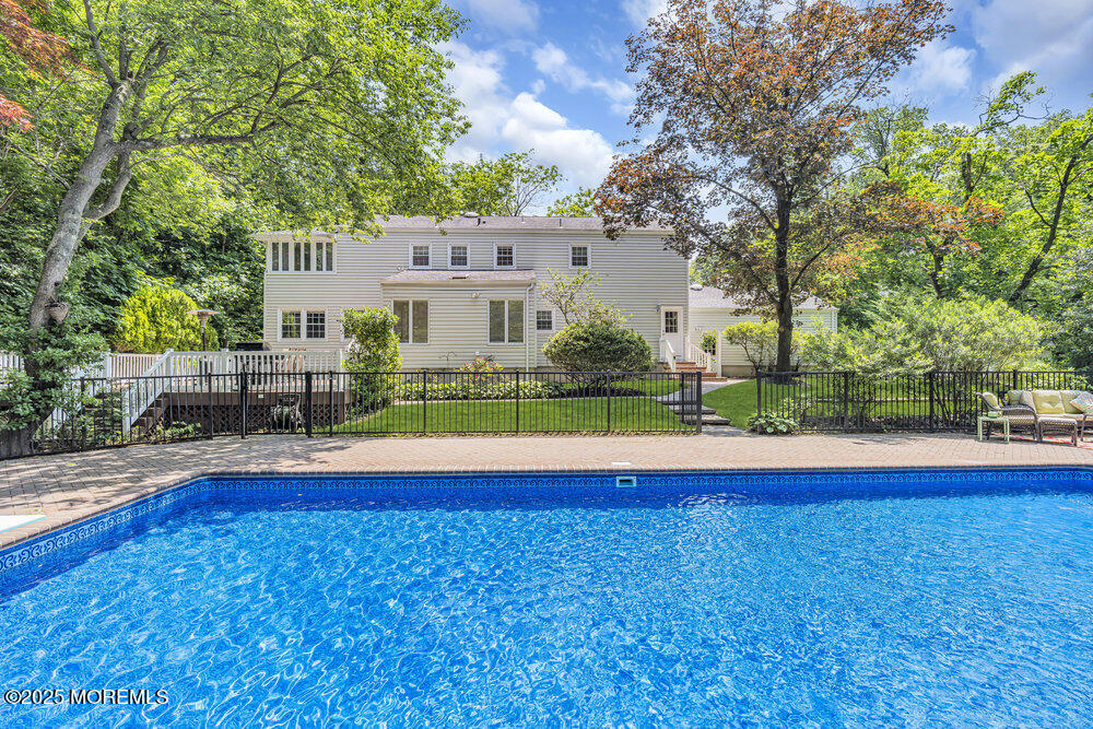 166 S Lake Drive