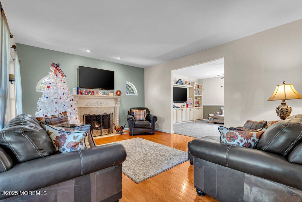 1 Opal Court