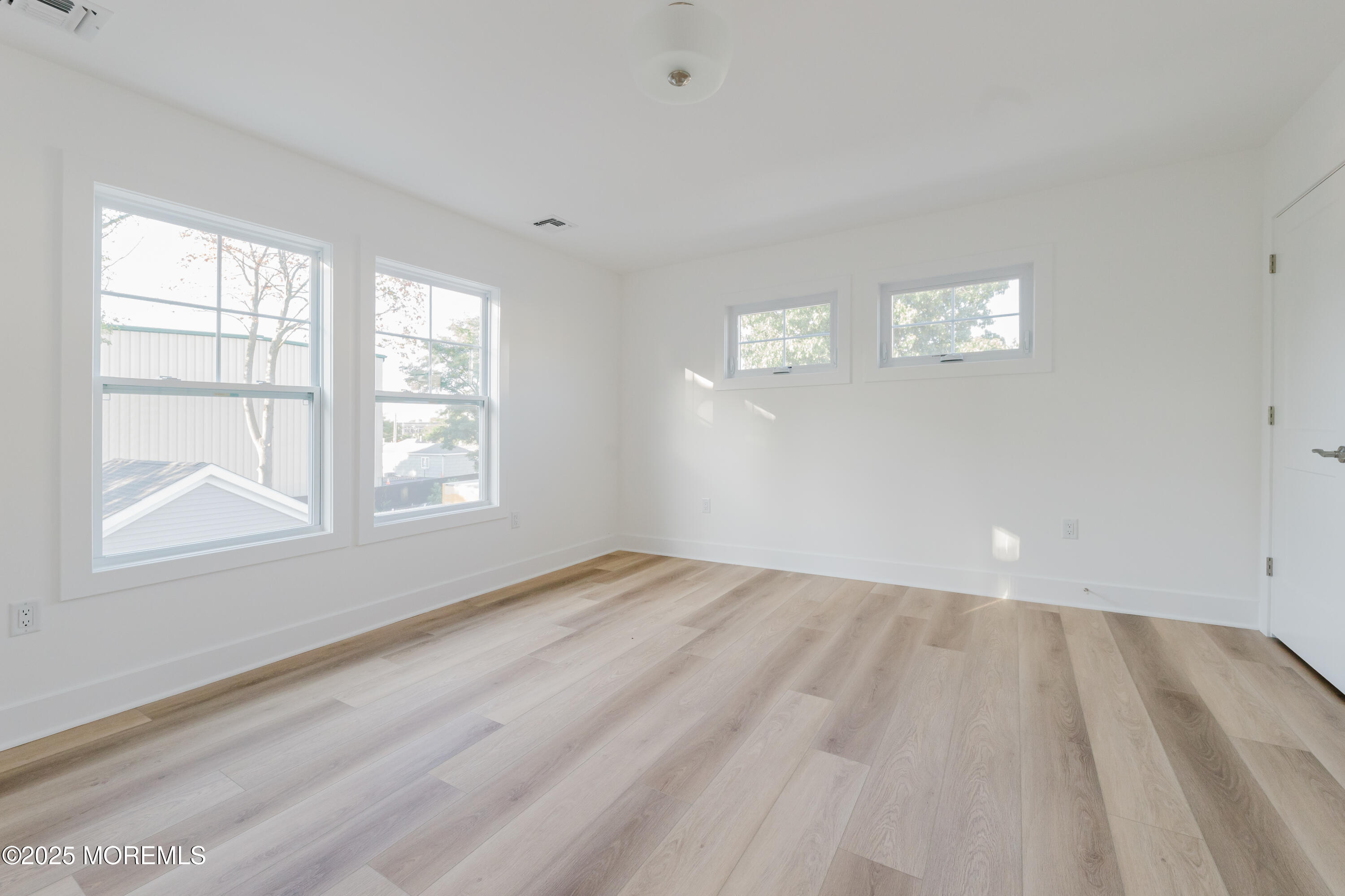 18 Catherine Street, 2