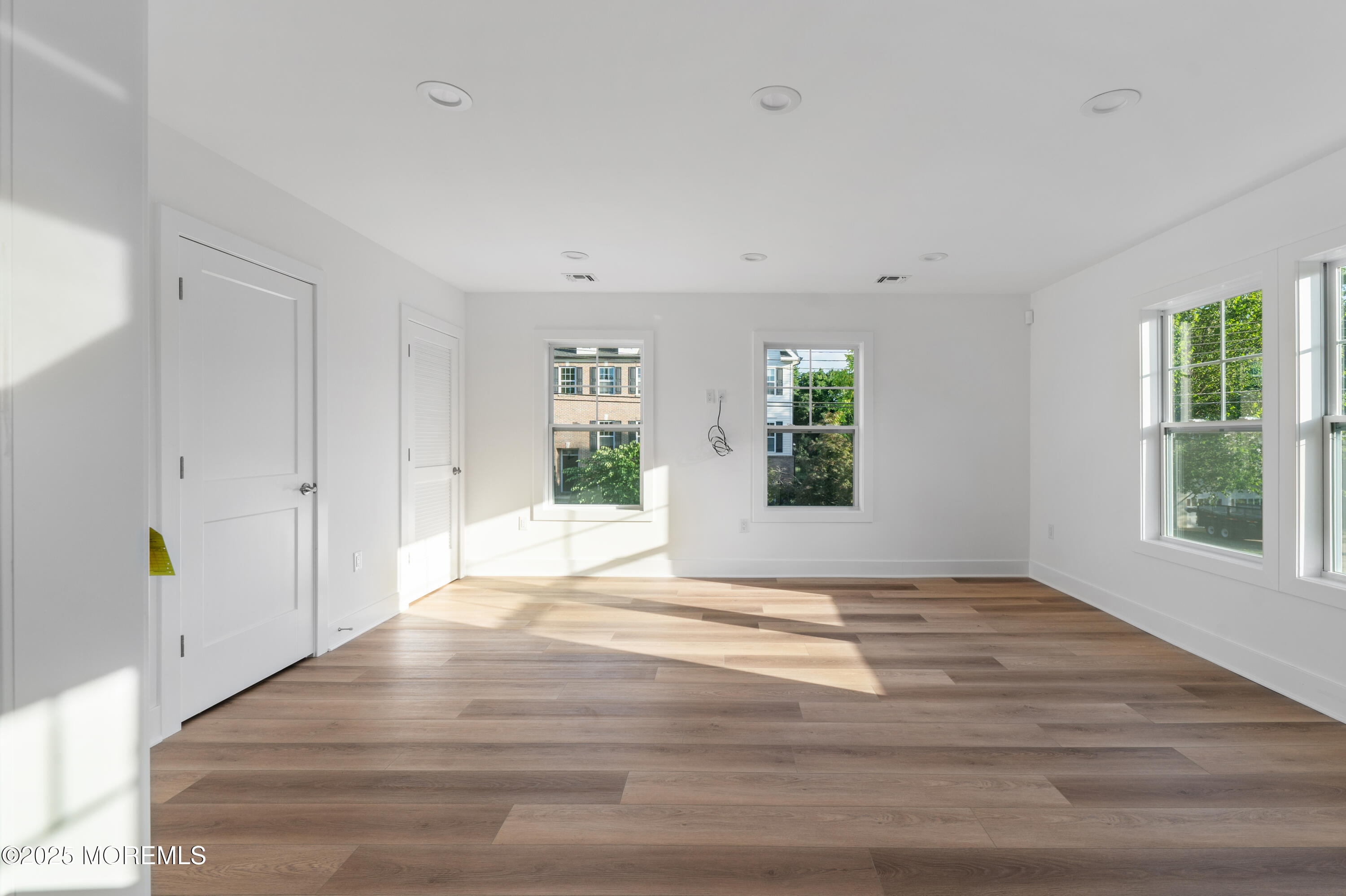 18 Catherine Street, 2