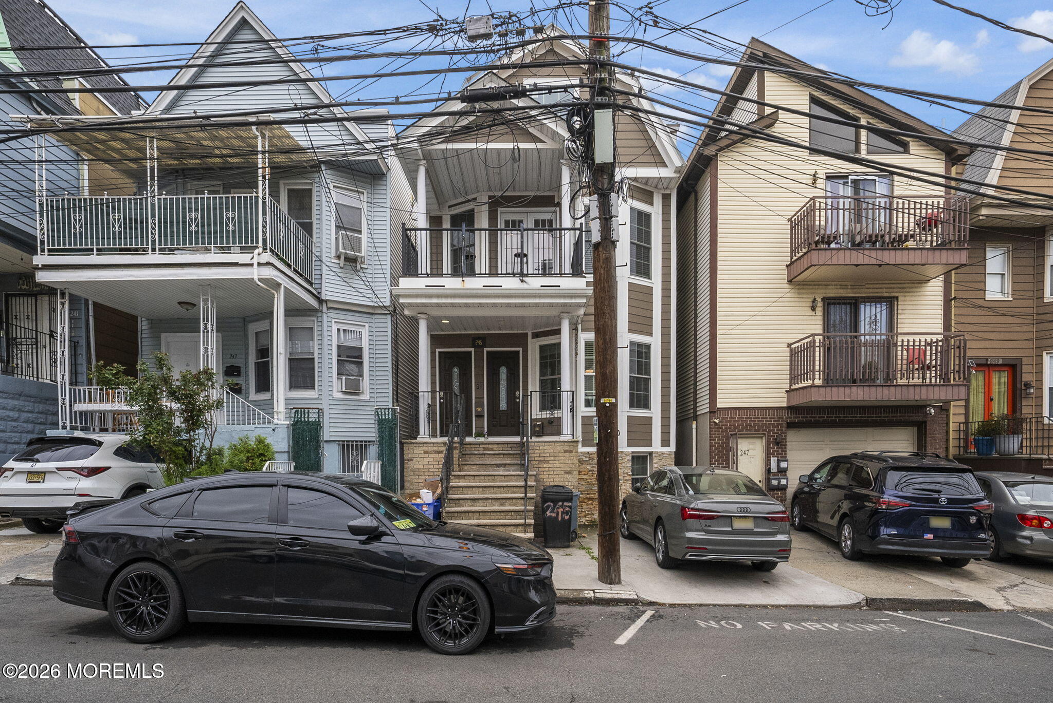 245 Jewett Avenue