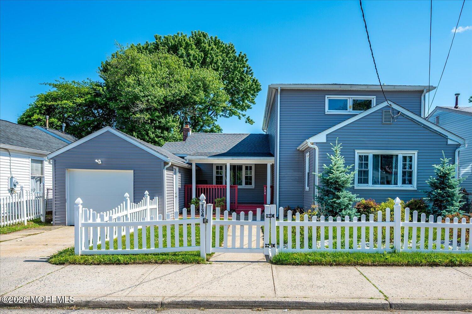 134 Maple Avenue