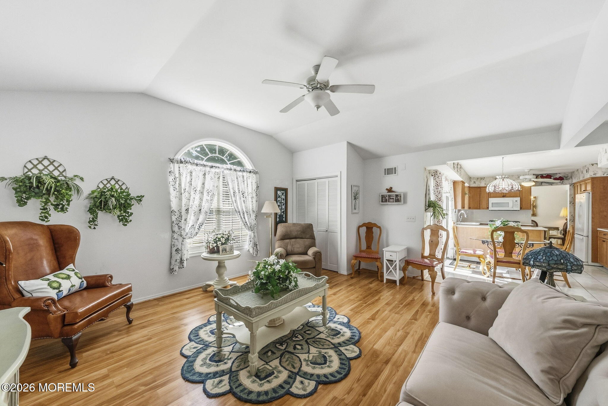 15 Cherry Bend Drive N