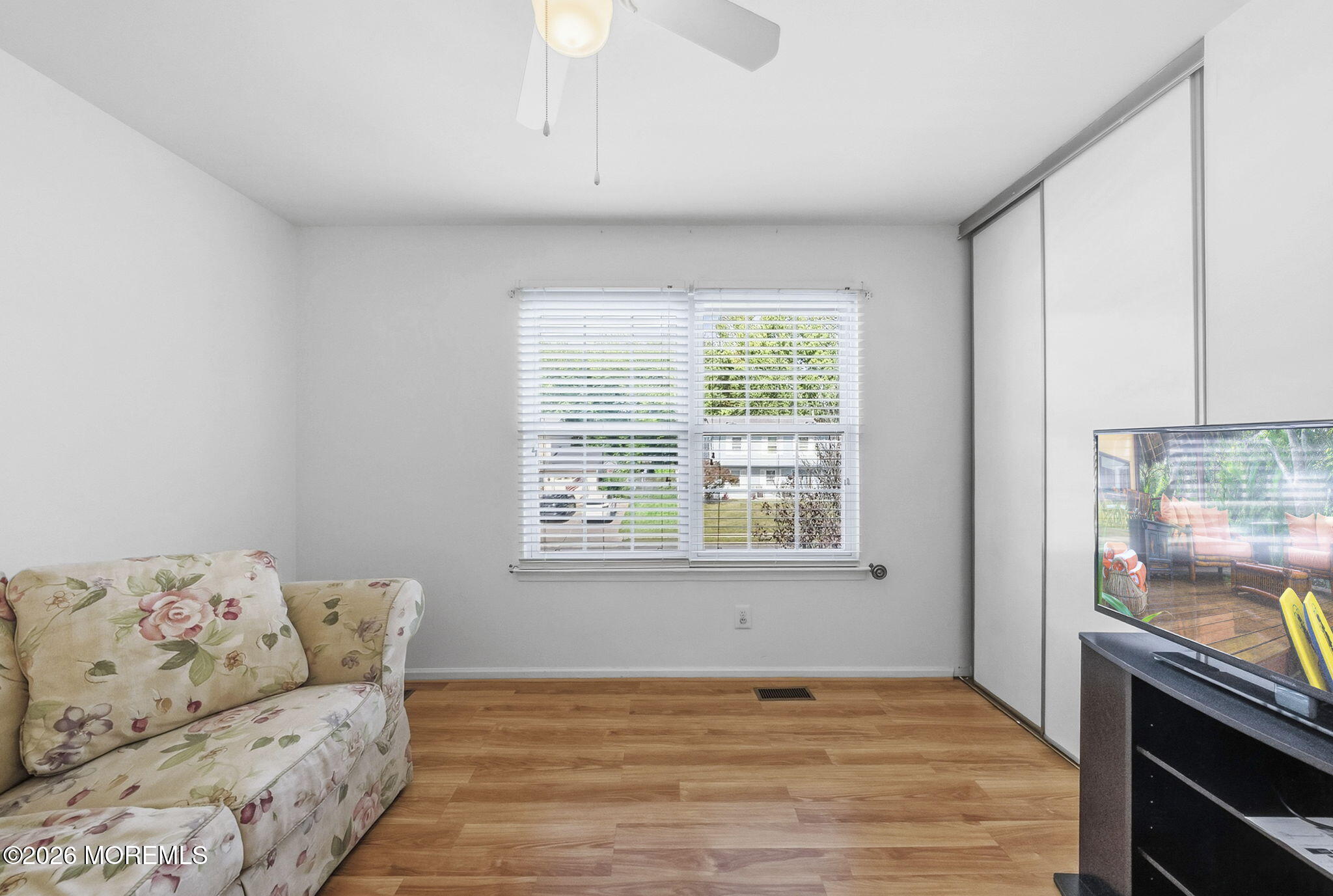 15 Cherry Bend Drive N