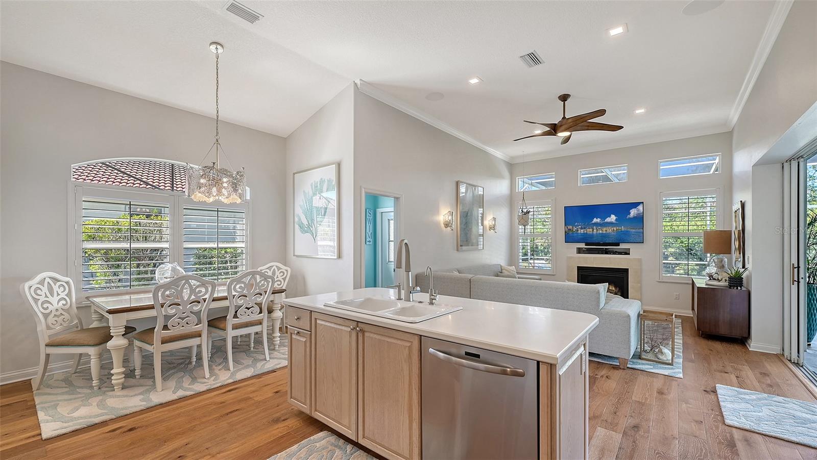 7822 ALLEN ROBERTSON PL