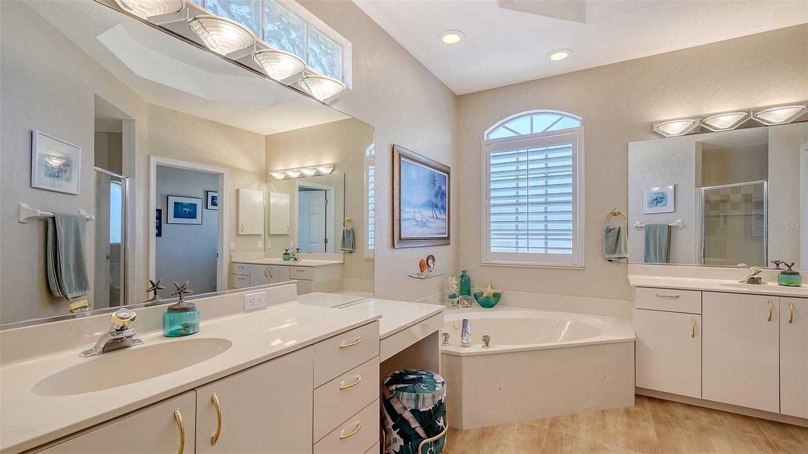 7822 ALLEN ROBERTSON PL