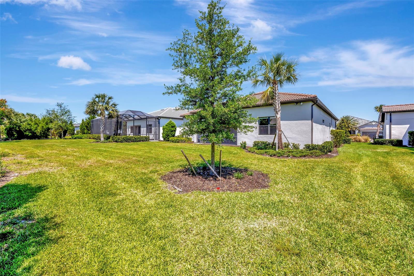 8033 GRANDE SHORES DR