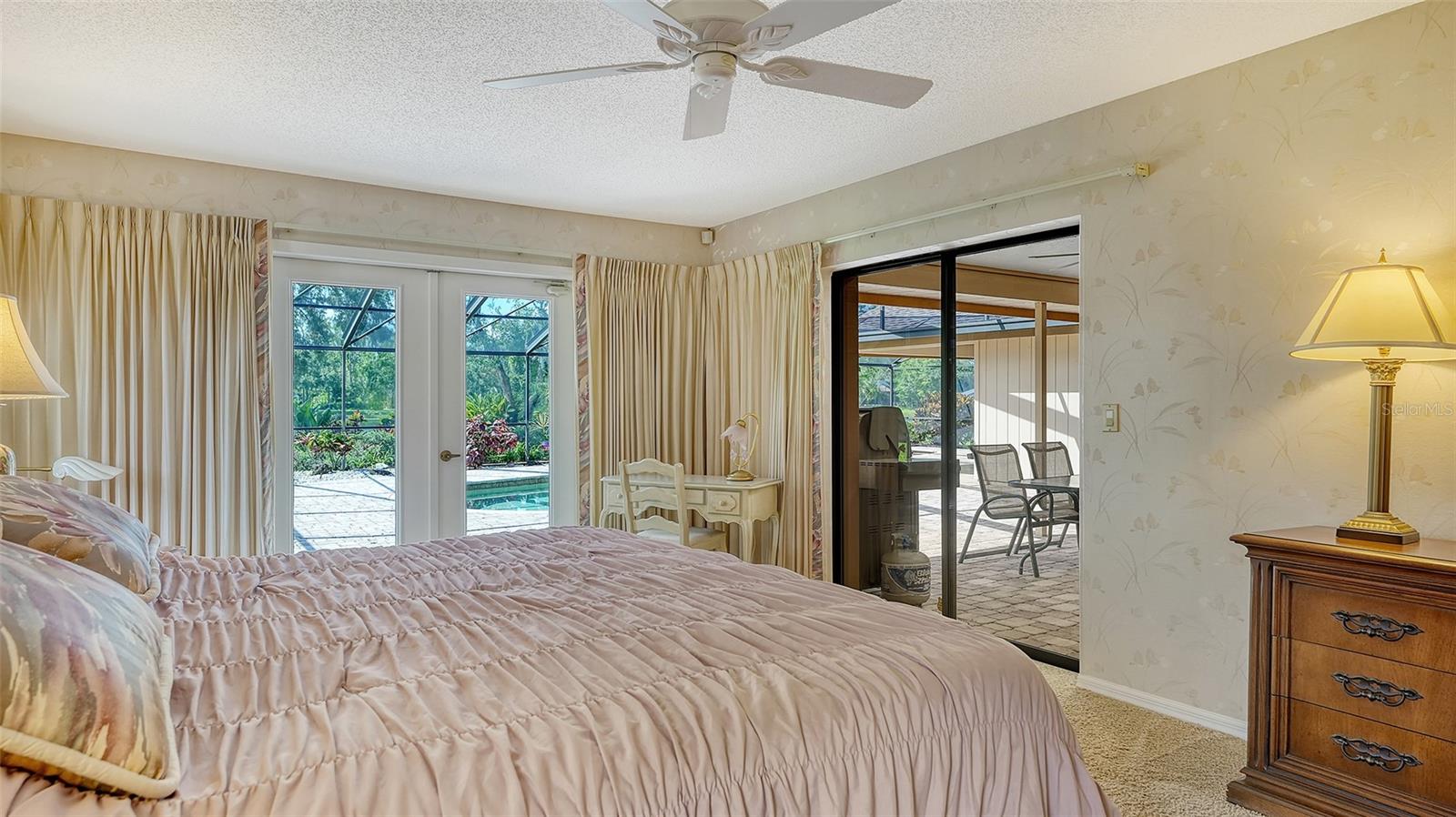 7426 WEEPING WILLOW BLVD