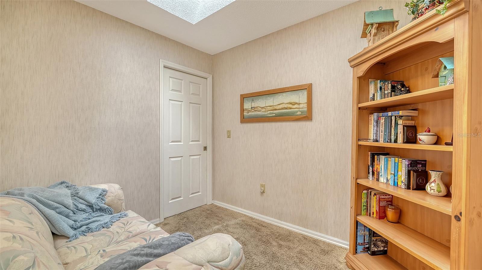 7426 WEEPING WILLOW BLVD