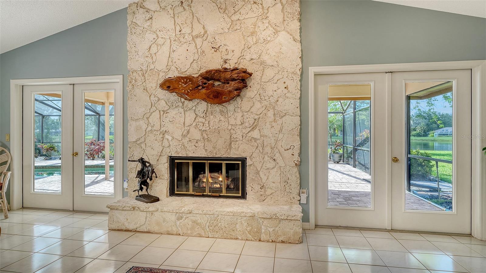 7426 WEEPING WILLOW BLVD